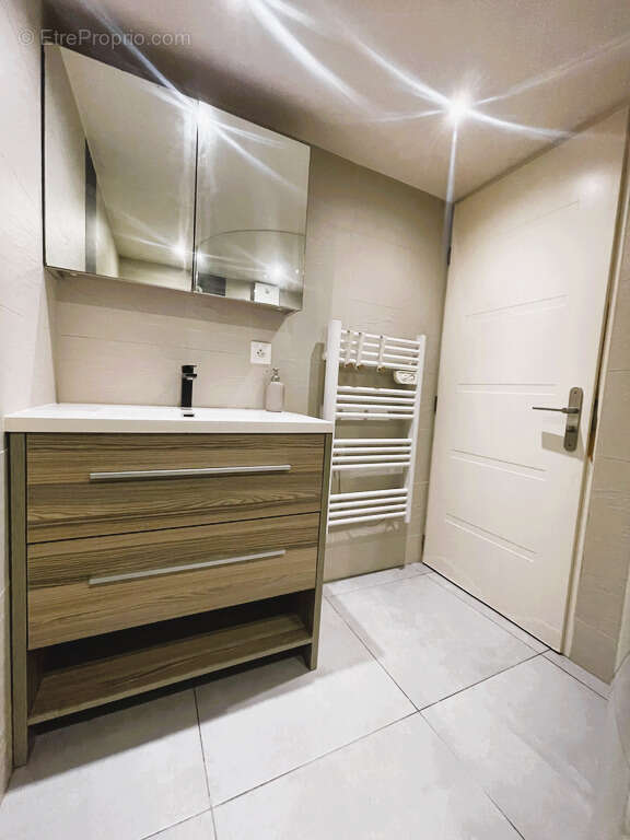 Appartement à DOMENE