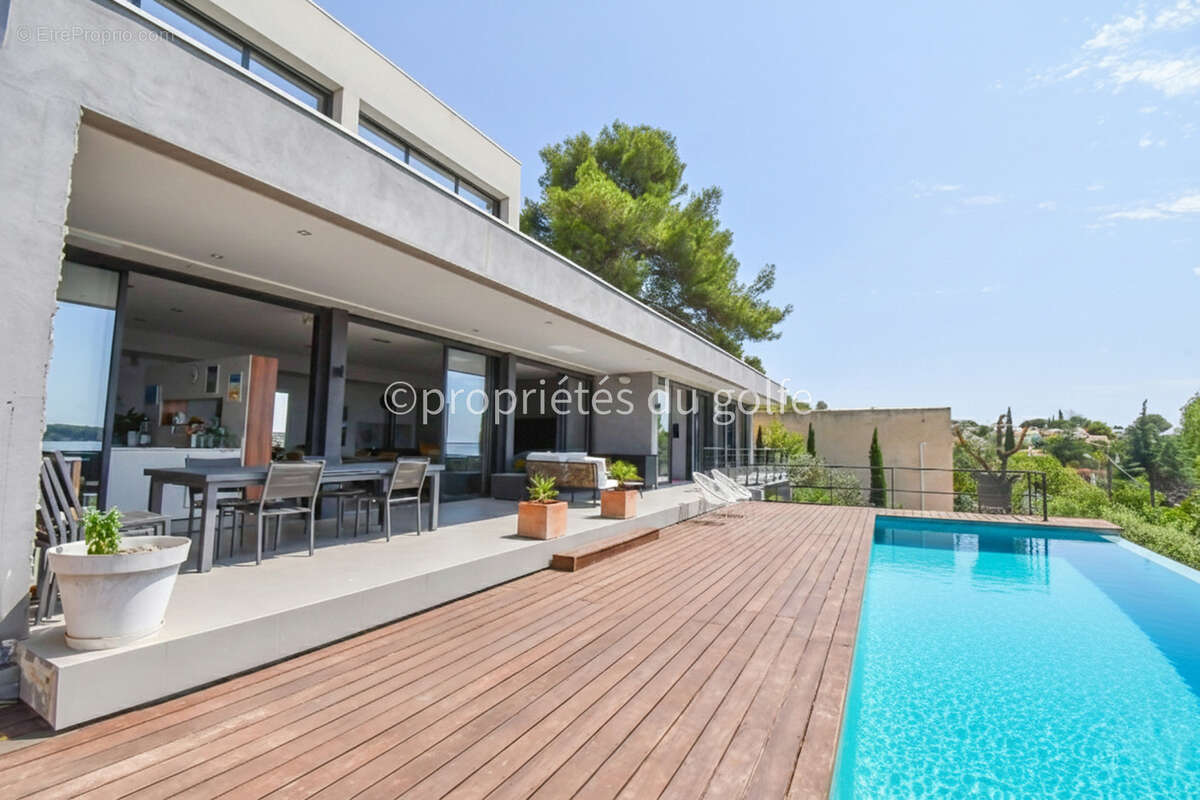 Maison à BALARUC-LE-VIEUX