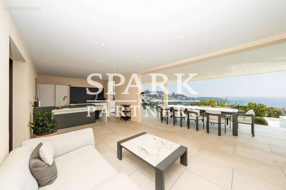 Maison à ROQUEBRUNE-CAP-MARTIN