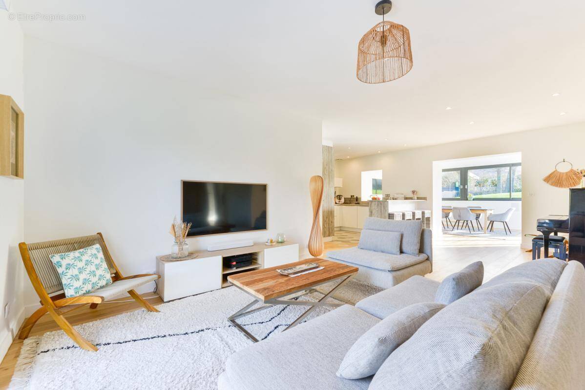 Maison à SAINT-MARS-DU-DESERT