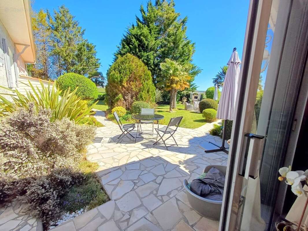 Maison à COURPIGNAC