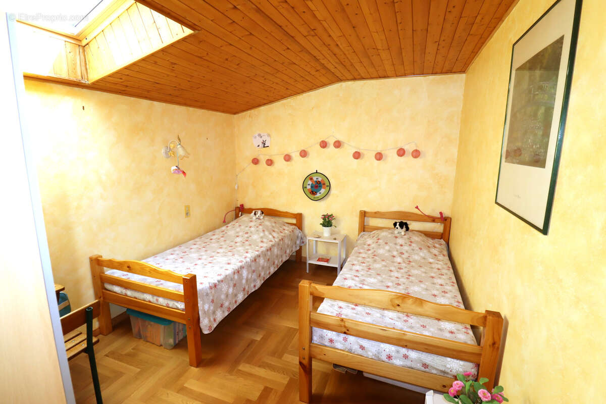 Appartement 3 chambres  au cœur des remparts - photo 12