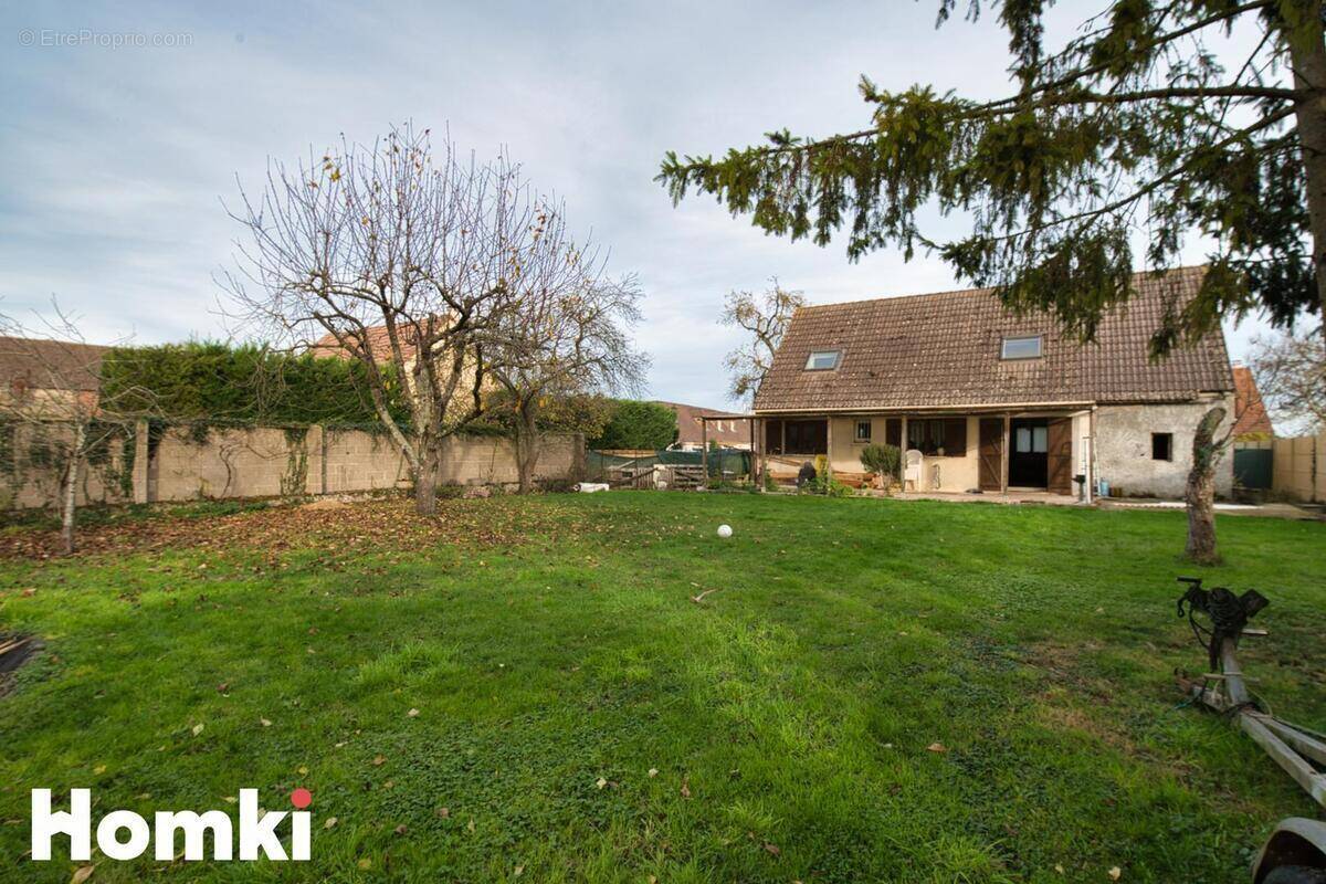 Maison à SERVILLE