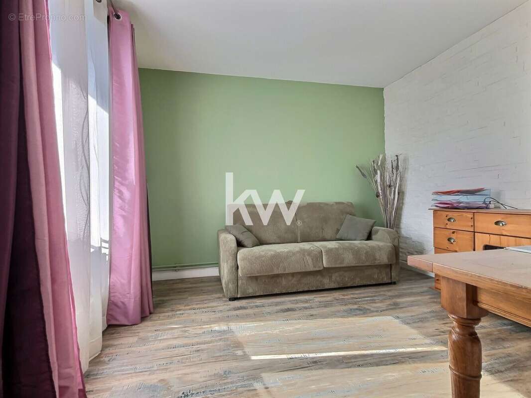 Appartement à MENNECY