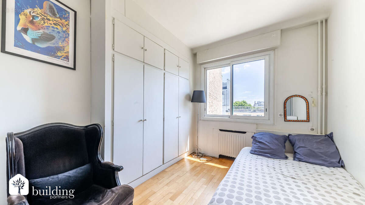 Neuilly Proche Bois - Appartement 3 pièces avec balcon, traversant - photo 8