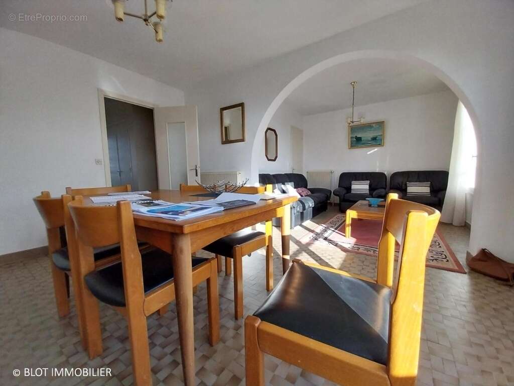 Maison 83 m² à Hirel  - photo 5