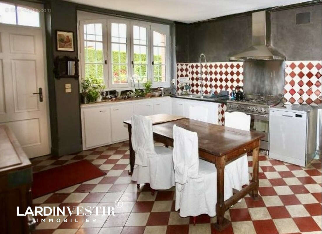 Maison à AIRE-SUR-L'ADOUR
