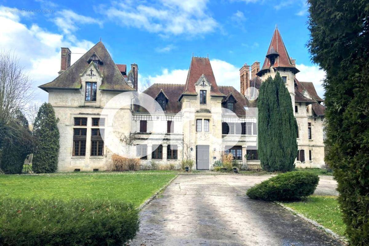 Appartement à CHOISY-AU-BAC