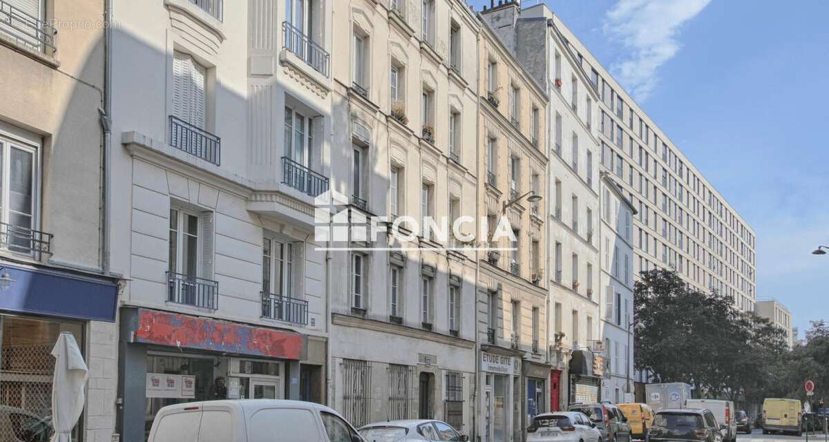 Appartement à PARIS-14E