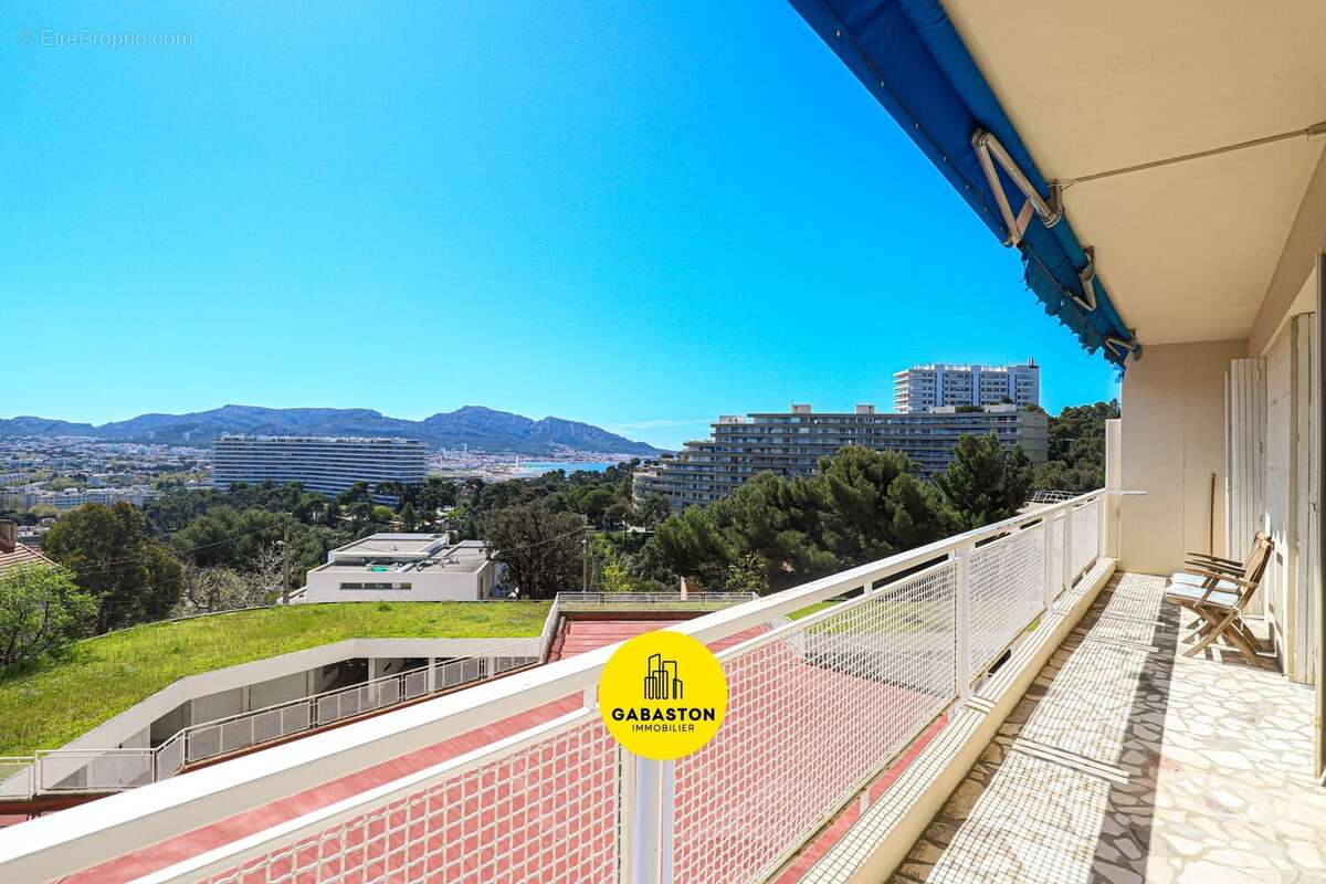 Appartement à MARSEILLE-8E