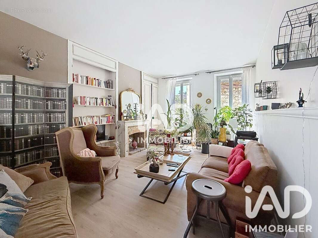 Appartement 94 m² à Sens  - photo 6