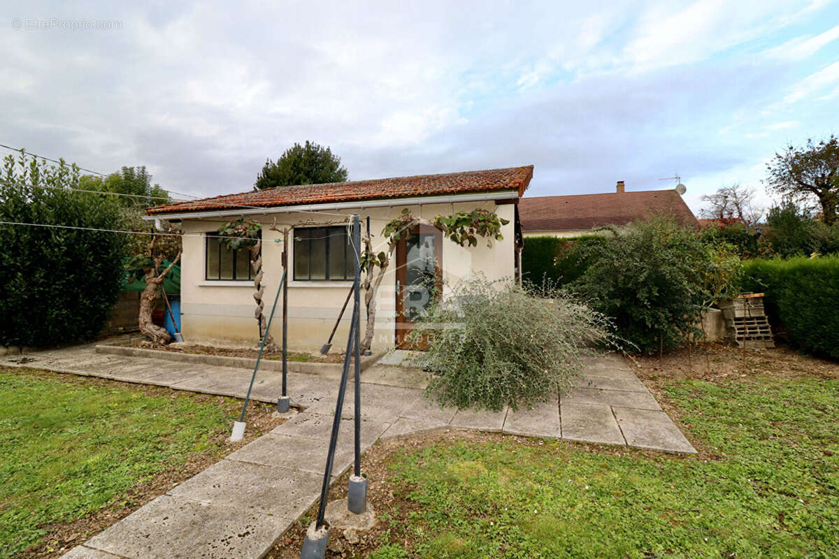 Maison à BOISSY-LE-CHATEL