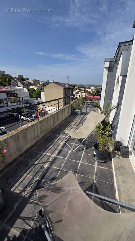 Appartement à NANTERRE