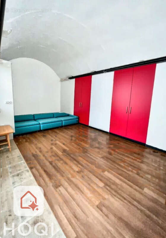 Commerce à AIX-LES-BAINS