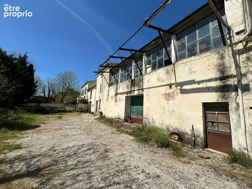 À 10 min de Carcassonne, ancien domaine avec 8 boxes, 7 maisons et dépendances sur 7593 m² - photo 11