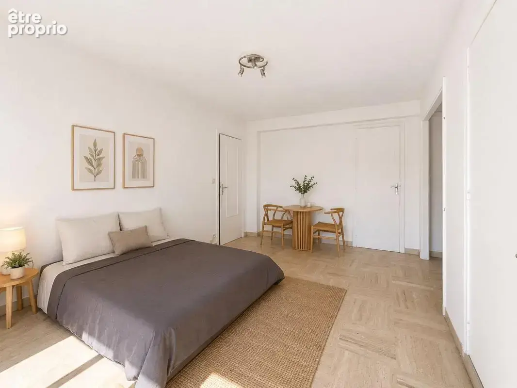 Appartement à LE CANNET