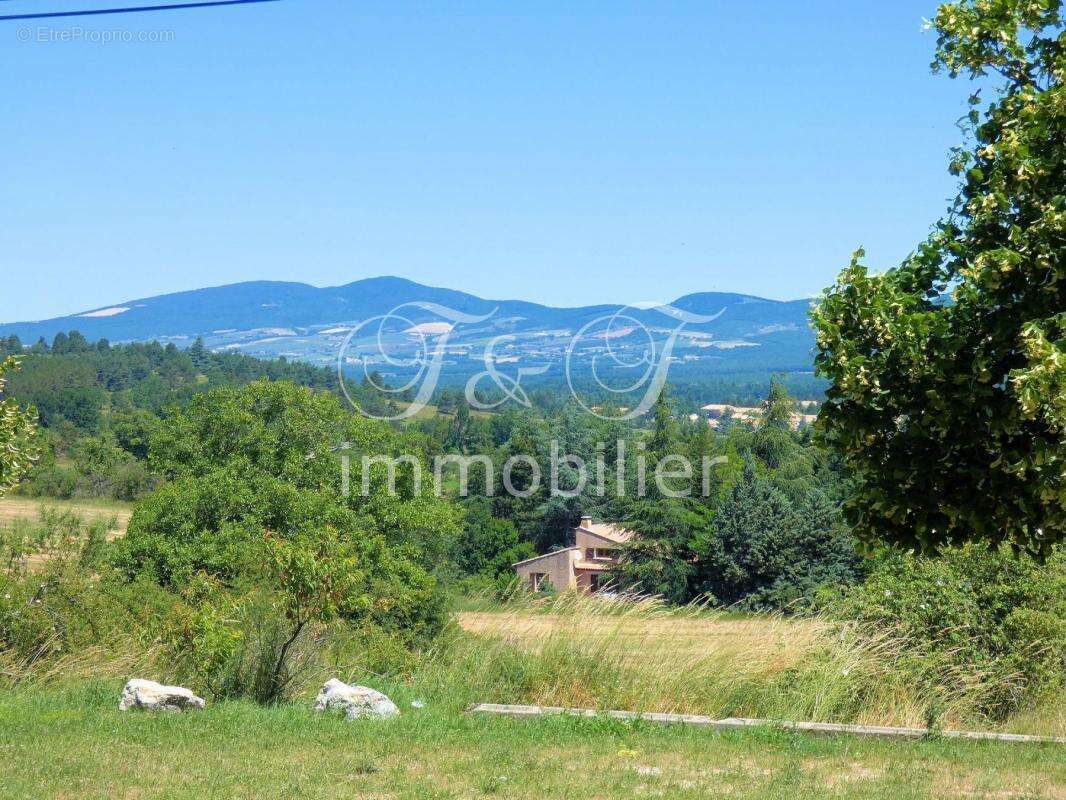 Terrain à SAINT-CHRISTOL