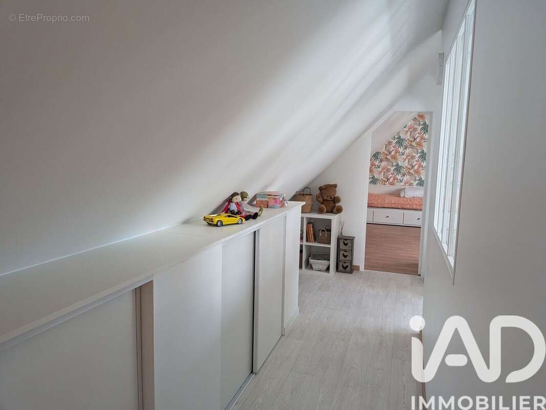 Photo 8 - Maison à ETREPAGNY