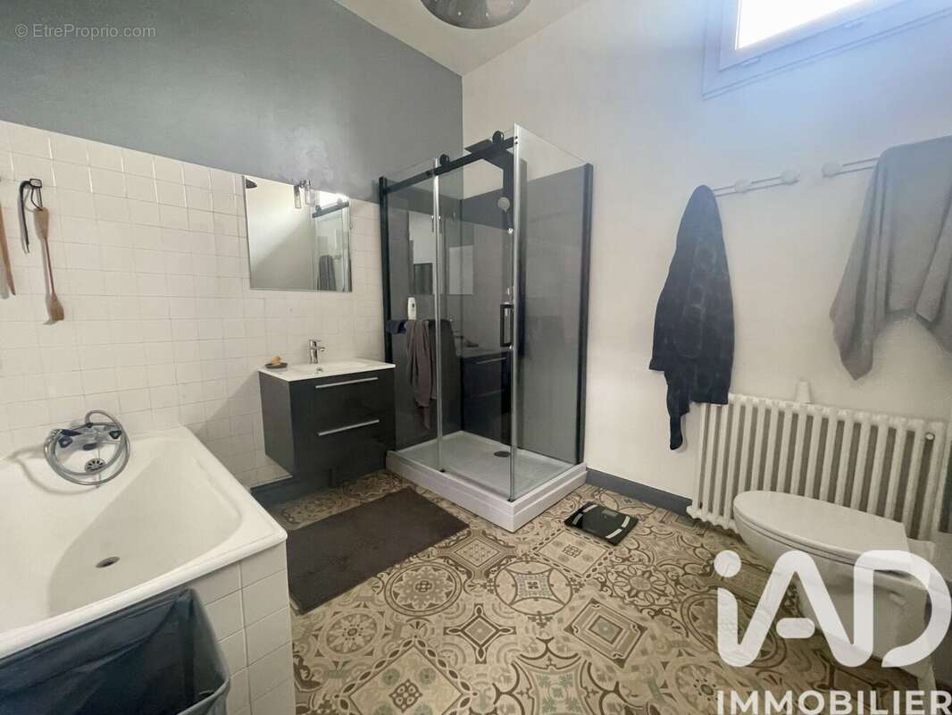 Maison 225 m² à Capdenac-Gare  - photo 7