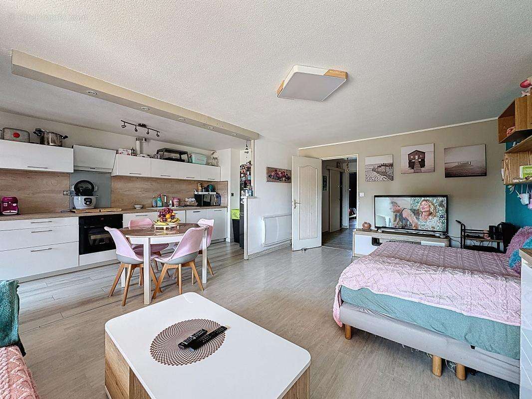 Appartement à FREJUS