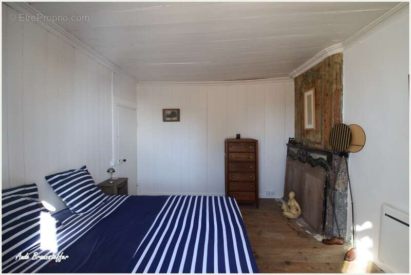 Maison à vendre 5 pièces SAINT CLEMENT DES BALEINES (17), 3 chambres, belle réception - photo 7