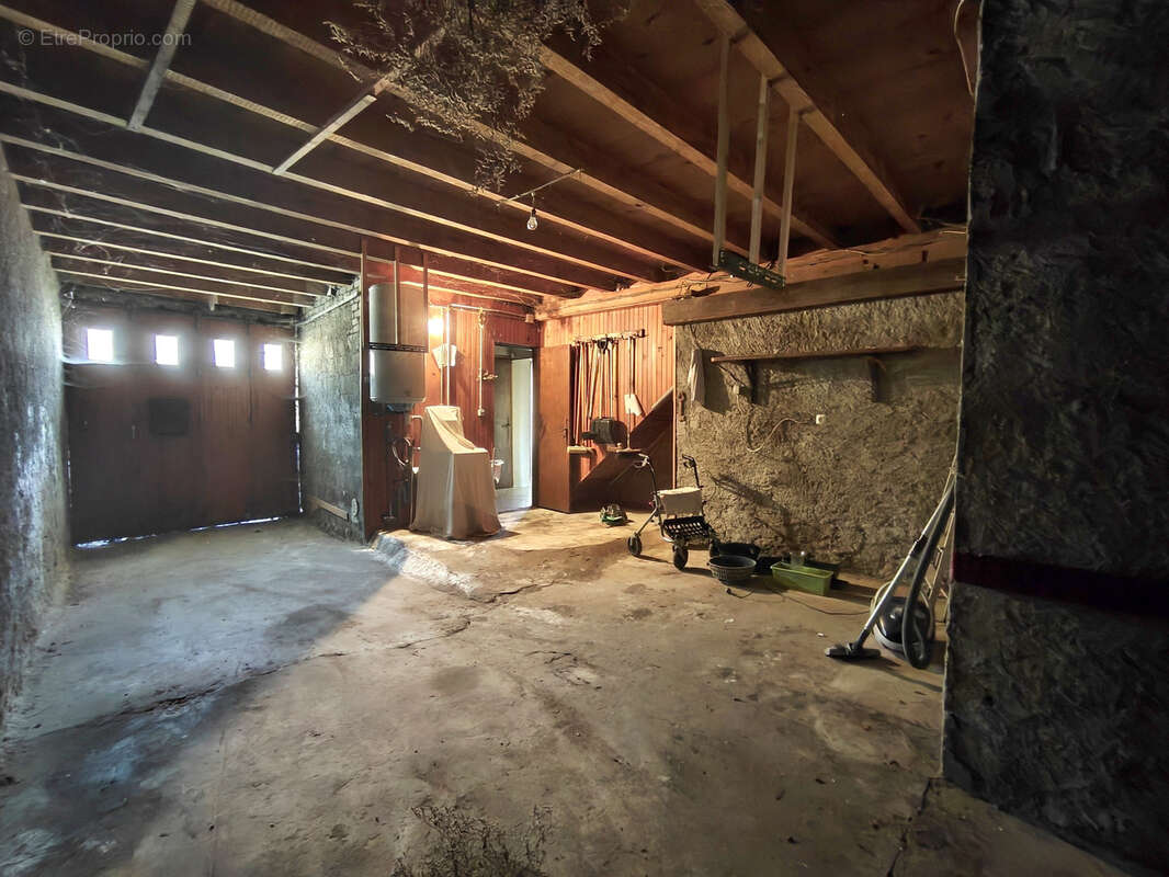 Maison à VANNES-LE-CHATEL