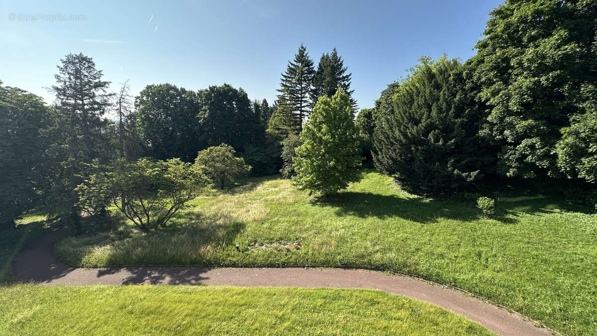 Appartement à SAINTE-FOY-LES-LYON