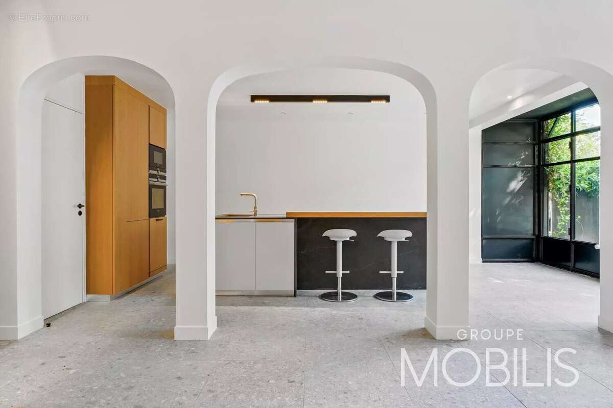 Maison à NEUILLY-SUR-SEINE