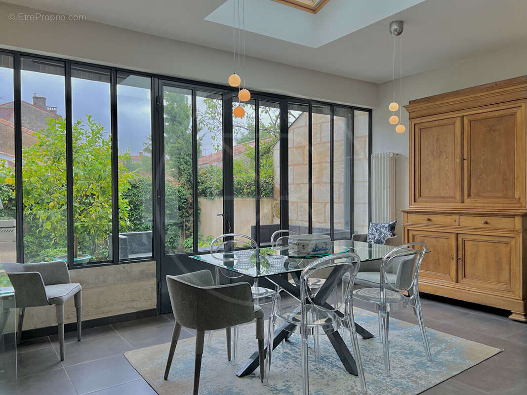 Élégante maison de ville clé en main - photo 3