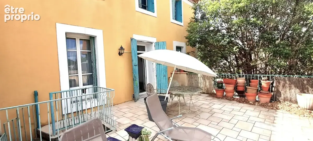 Superbe maison de vigneron avec grand garage, terrasses et jardin. - photo 17