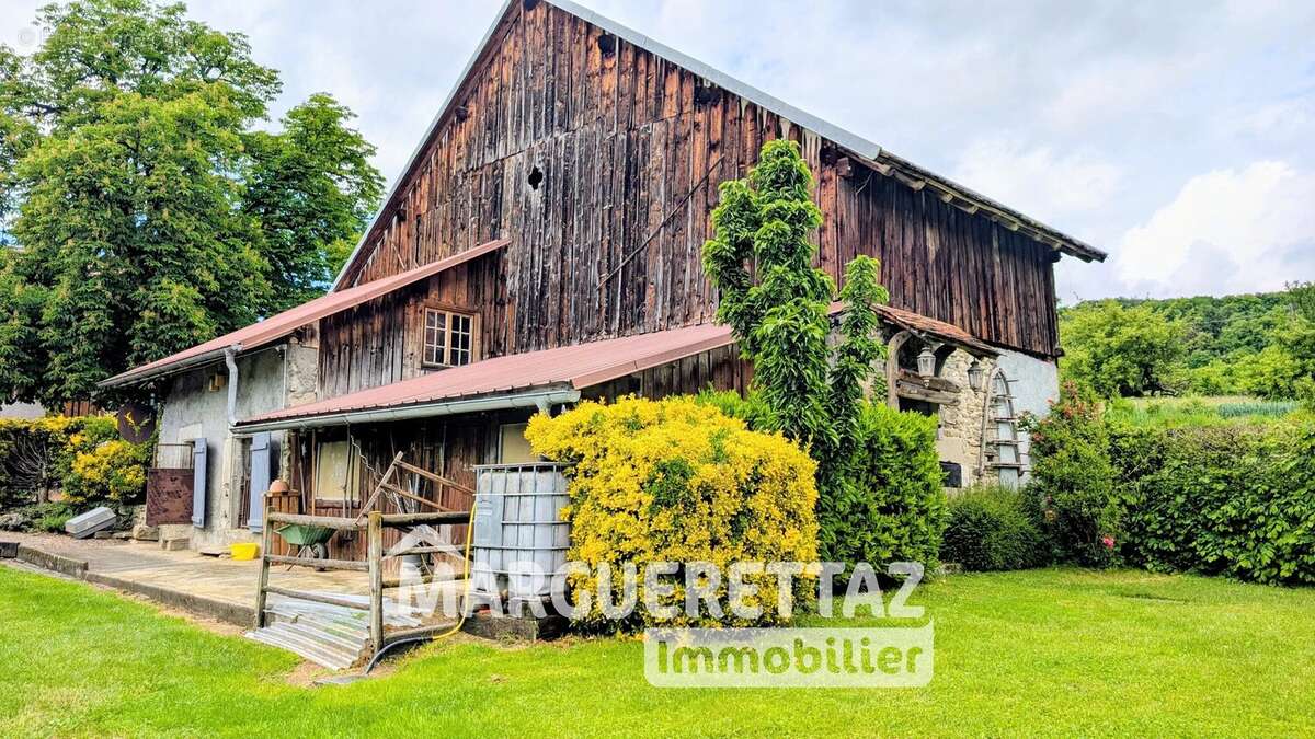 Maison à BONNE