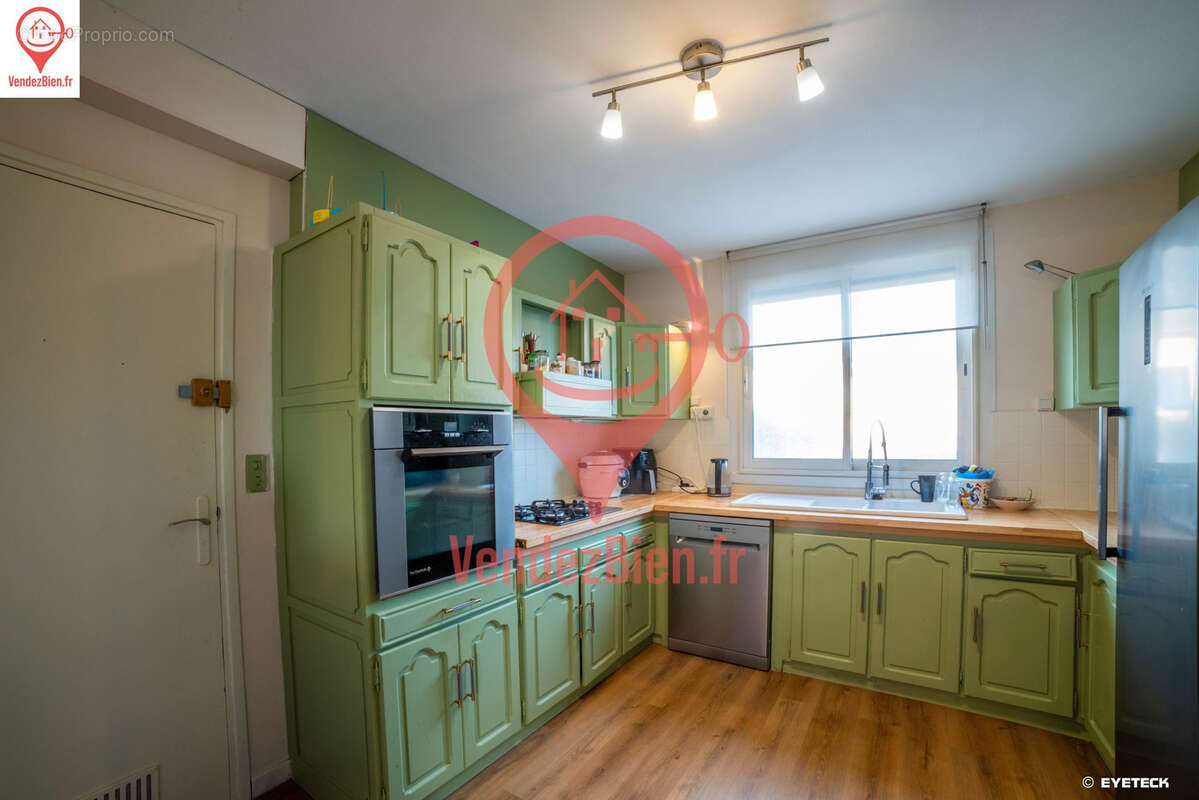 Maison à SAINT-DOULCHARD