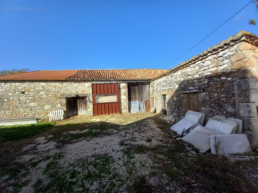 Maison à CONDEZAYGUES