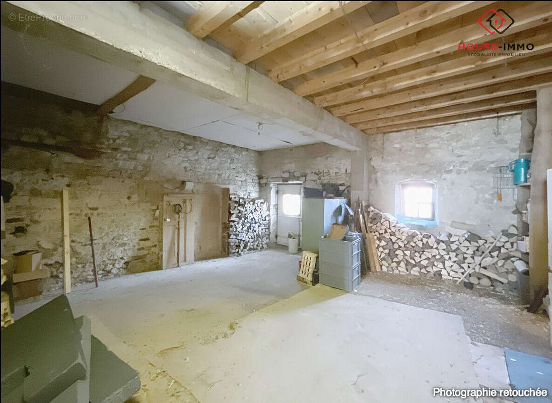 Maison à ETIVAL