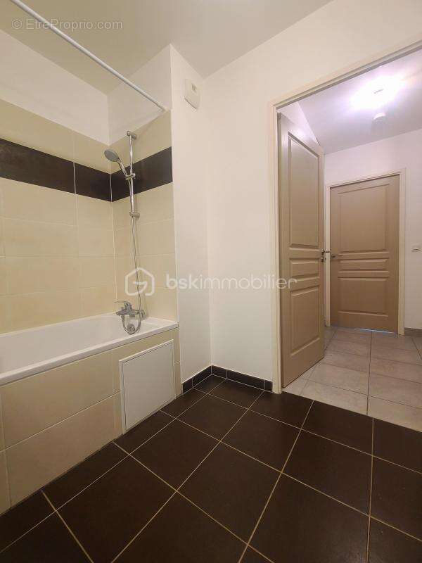 Appartement T3 de 59 m² avec balcon, parking et ascenseur au 4ème étage sur 5 – Résidence récente (2012) - photo 14