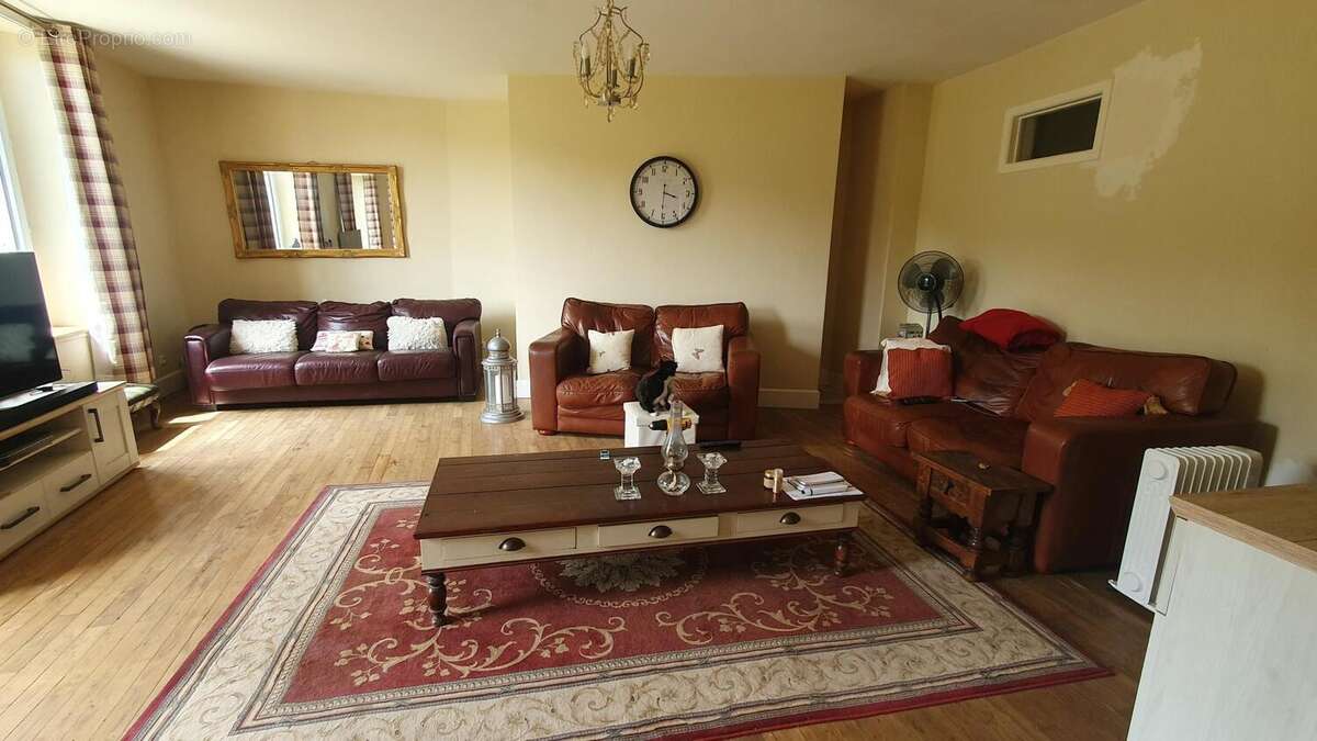 Photo 2 - Maison à SAINT-SAUD-LACOUSSIERE