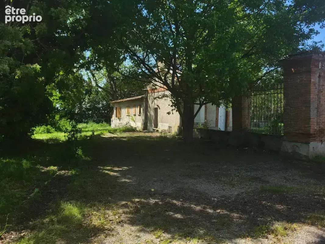 À vendre    ancien château réhabilité    parc +4 hectares - photo 4