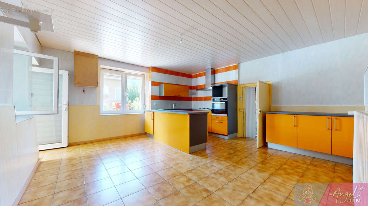 Maison à GENDREY