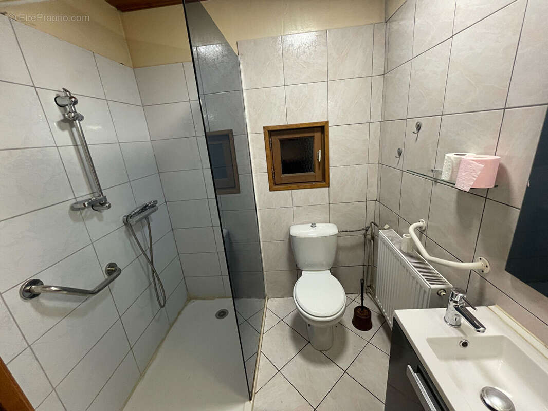 Maison PENNE D'AGENAIS 121m² + garages (terrain 11 630m²) - photo 6