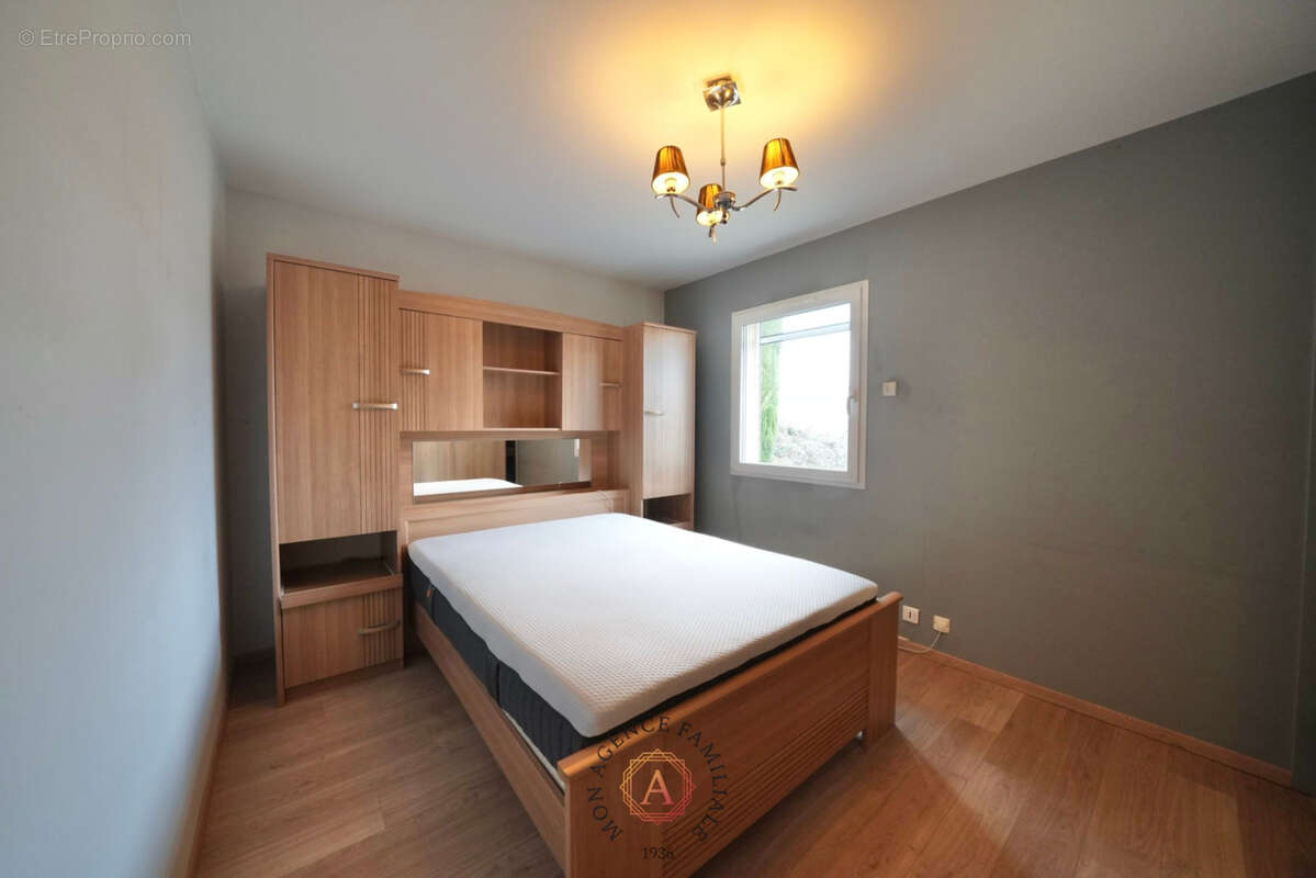 Maison 4 pièces de 130 m2 - photo 11