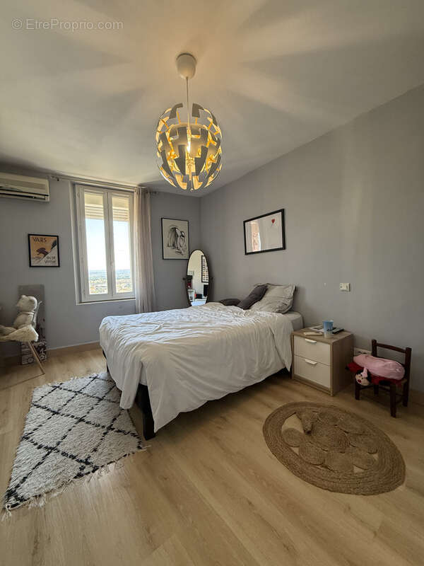 Maison à CHATEAUNEUF-LES-MARTIGUES