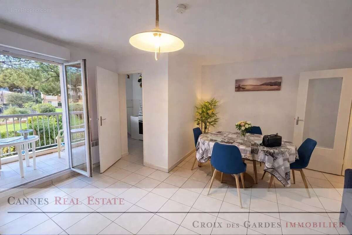 Appartement à FREJUS