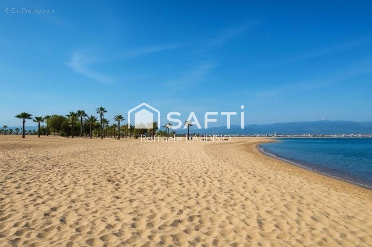 Photo 1 - Appartement à FREJUS