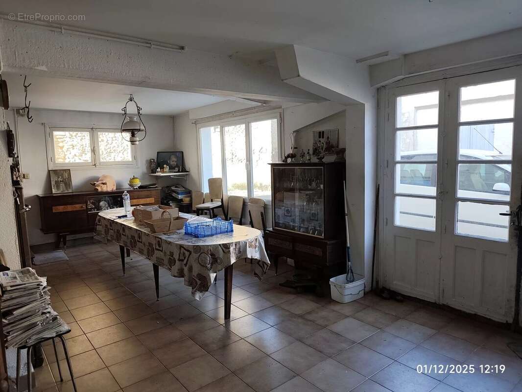 Maison à NEUVIC