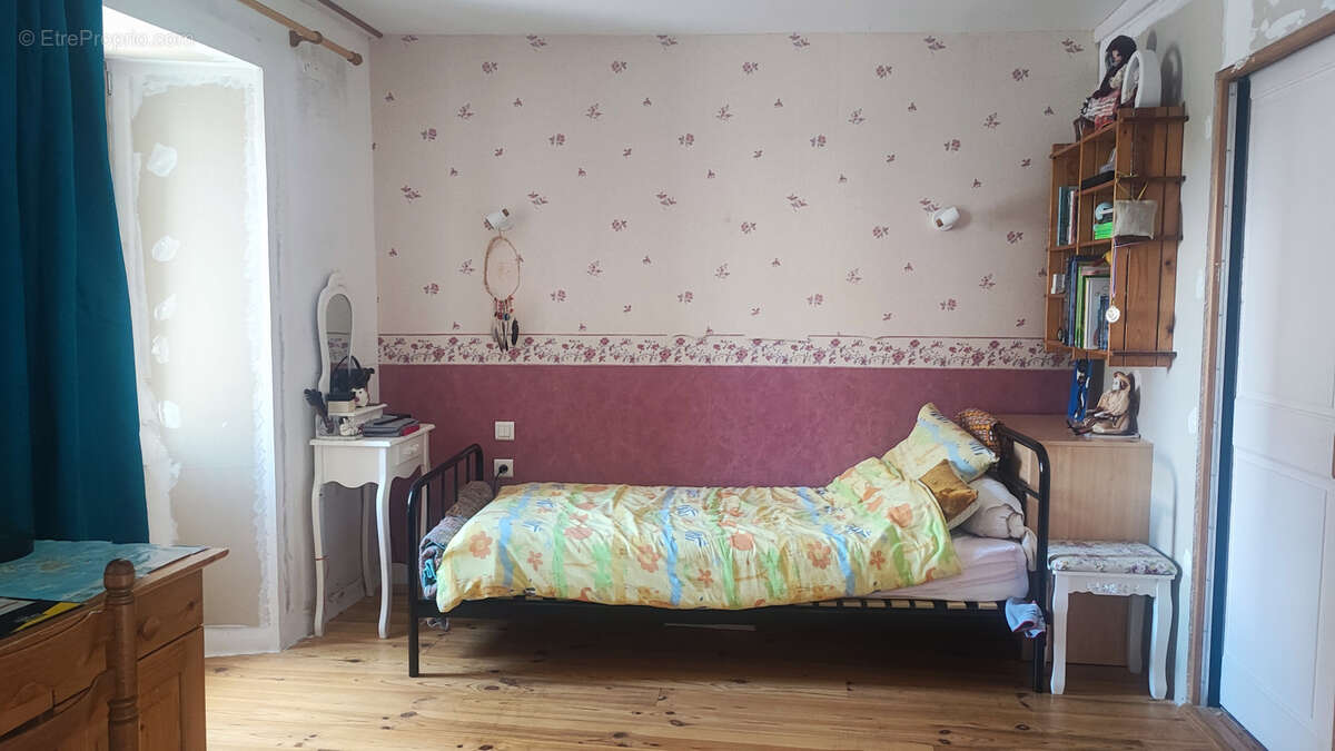 Maison à ALBOUSSIERE