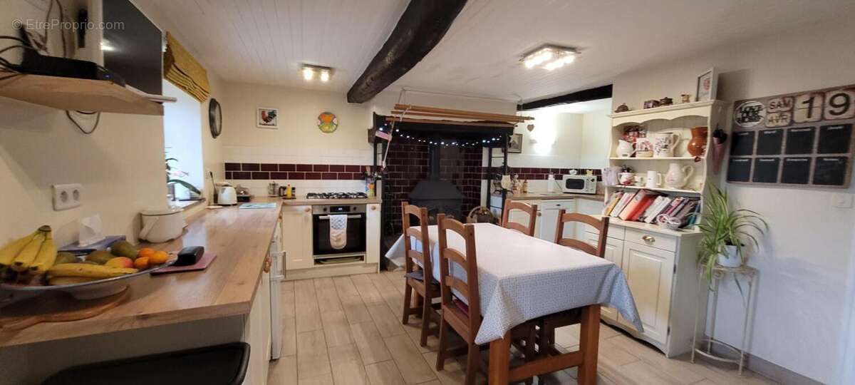 Charmant corps de ferme rénové avec gîtes, piscine et dépend - photo 6