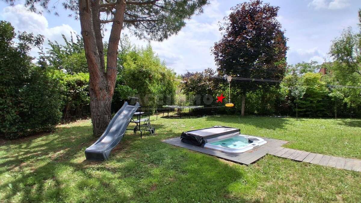 Sainte foy d'aigrefeuille - belle maison familiale - photo 9