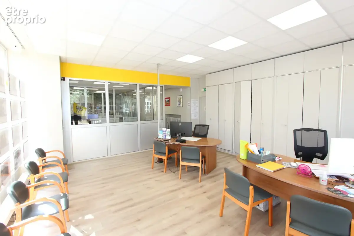 Investissement locatif, immeuble de rapport. - photo 2