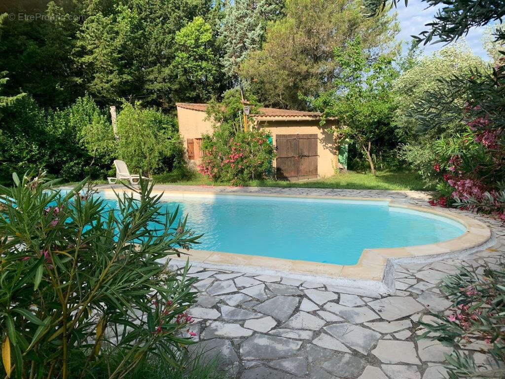 Terrain à SOMMIERES