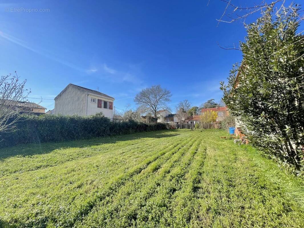 Terrain à PORTET-SUR-GARONNE